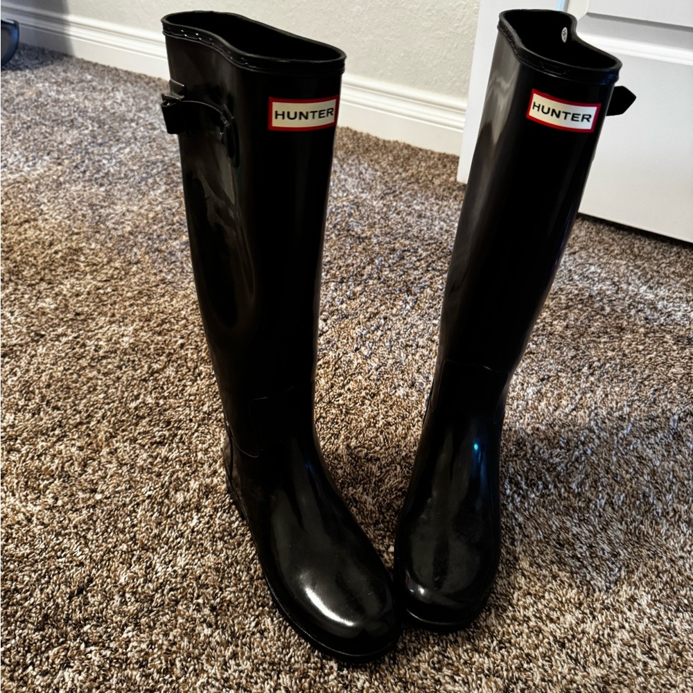 Hunter Glossy Black Rain Boots
